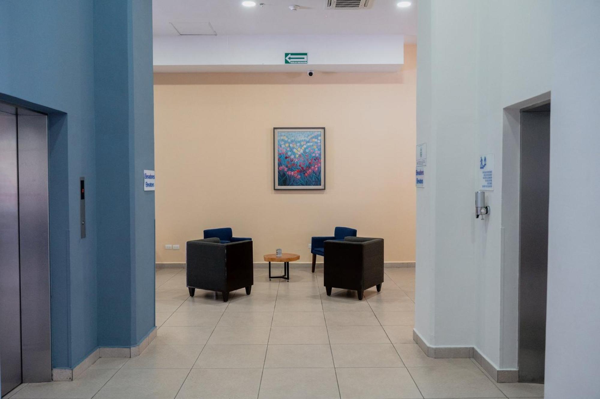 Holiday Inn Express Merida Centro By Ihg Экстерьер фото